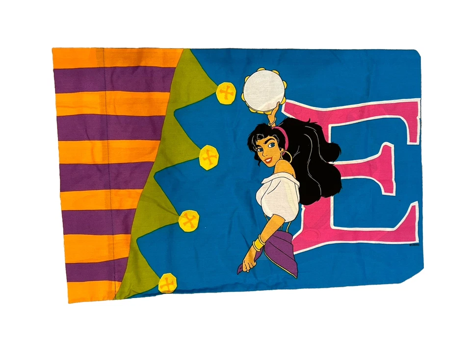 Disney Jorobado de Notre Dame Doble Sábana Plana/Ajustada Jorobado y Esmeralda Foto 3 de 4