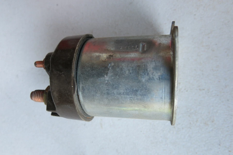 Bobina de solenoide de arranque Niehoff de colección para Cadillac Chevrolet Buick Jeep (DR144P) Foto 2 de 3