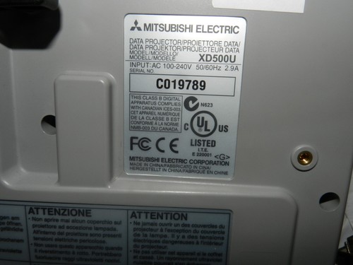 Proiettore sopraelevato MITSUBISHI XD500U senza telecomando buono con cavi e disco libro - Foto 12 di 12