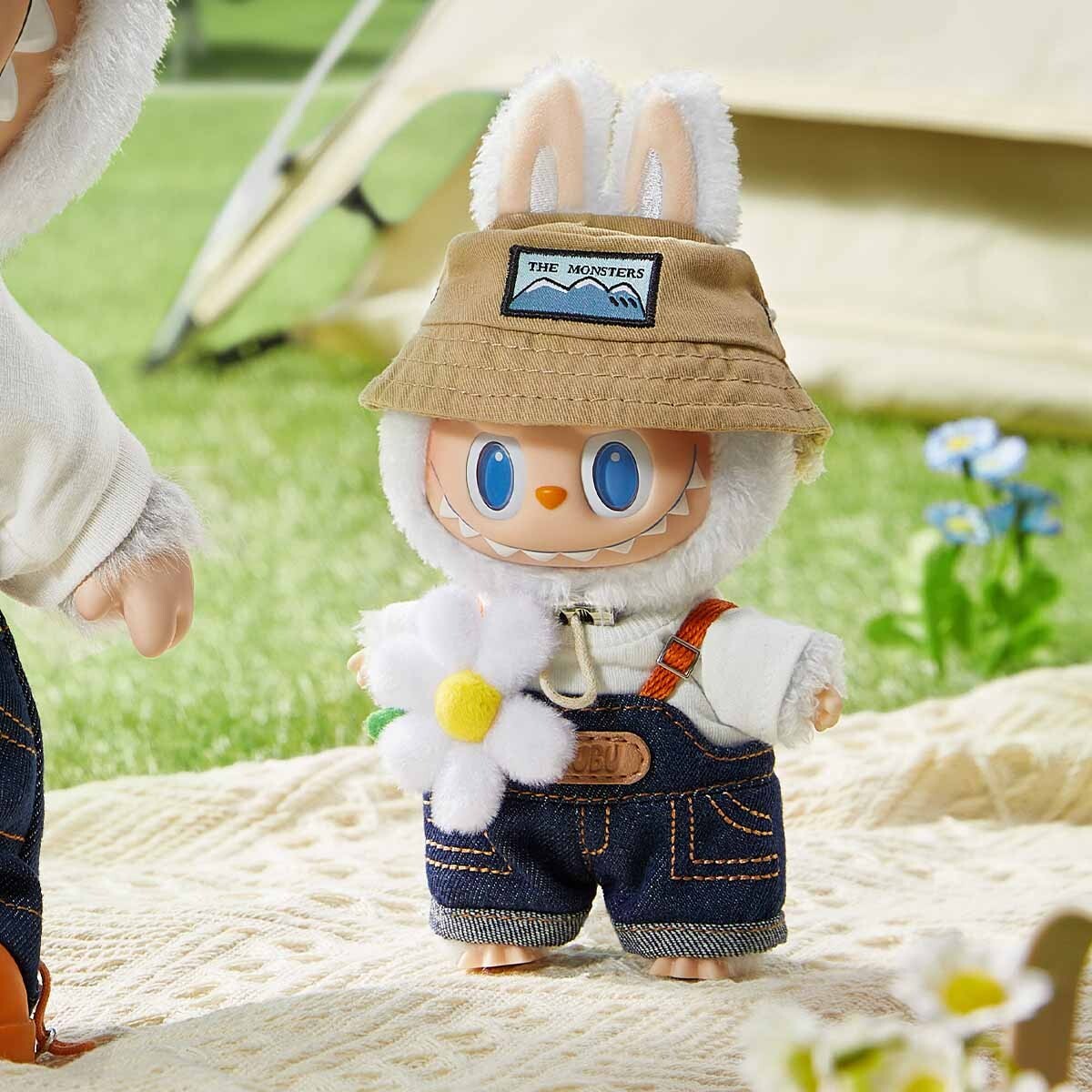 ぬいぐるみ THE MONSTERS FLIPWITHME Vinyl Plush Doll s-l400.jpg
