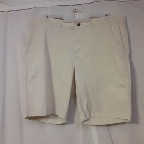 Goodfellow & Co Mens Stretch Flat Front Shorts Cream Waist 42