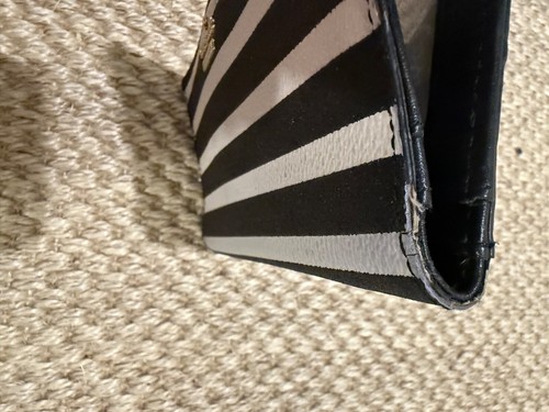 Long stripped kate spade wallet with multiple slots and cash slots - Picture 7 of 8