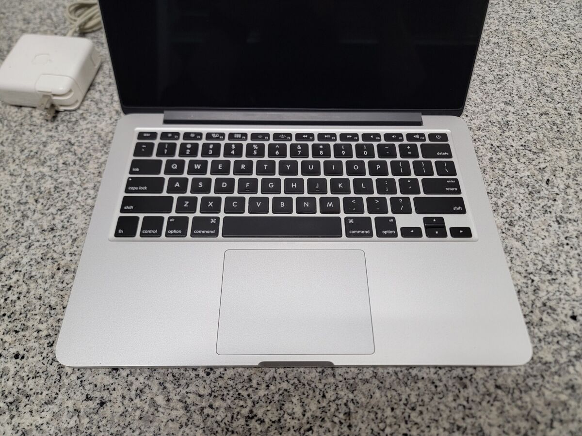 Apple MacBook Pro 13 2015 12.7.5, i5 8GB RAM 512GB SSD | eBay Apple MacBook Pro 13 2015 12.7.5, i5 8GB RAM 512GB SSD | eBay