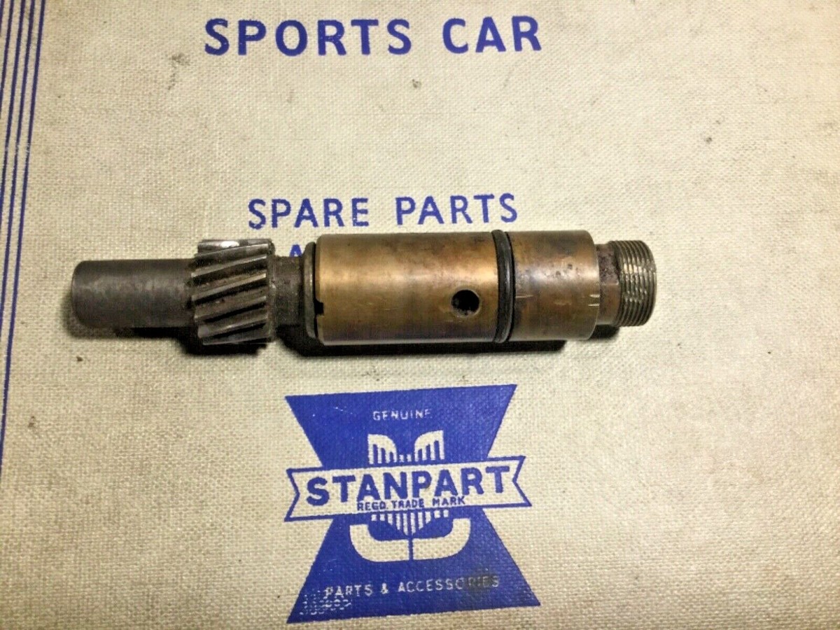 Brass Speedometer Housing & 15 Tooth Pinion Triumph TR2-TR4A -5/6