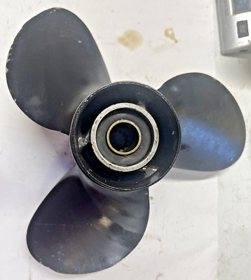Evinrude Johnson 12-1/2 X 13 Propeller 3 blade Aluminum 13 Spline 35+ HP RH