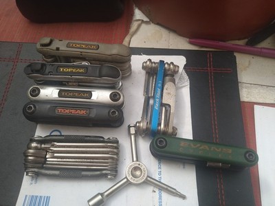TOPEAK MULTITOOL. ALIEN MULTI TOOL.PARKTOOL UND EVANS CYCLES MULTI TOOL
