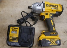 DeWalt DCF889M2 20V MAX 1/2" High Torque Impact Wrench Kit new out of box