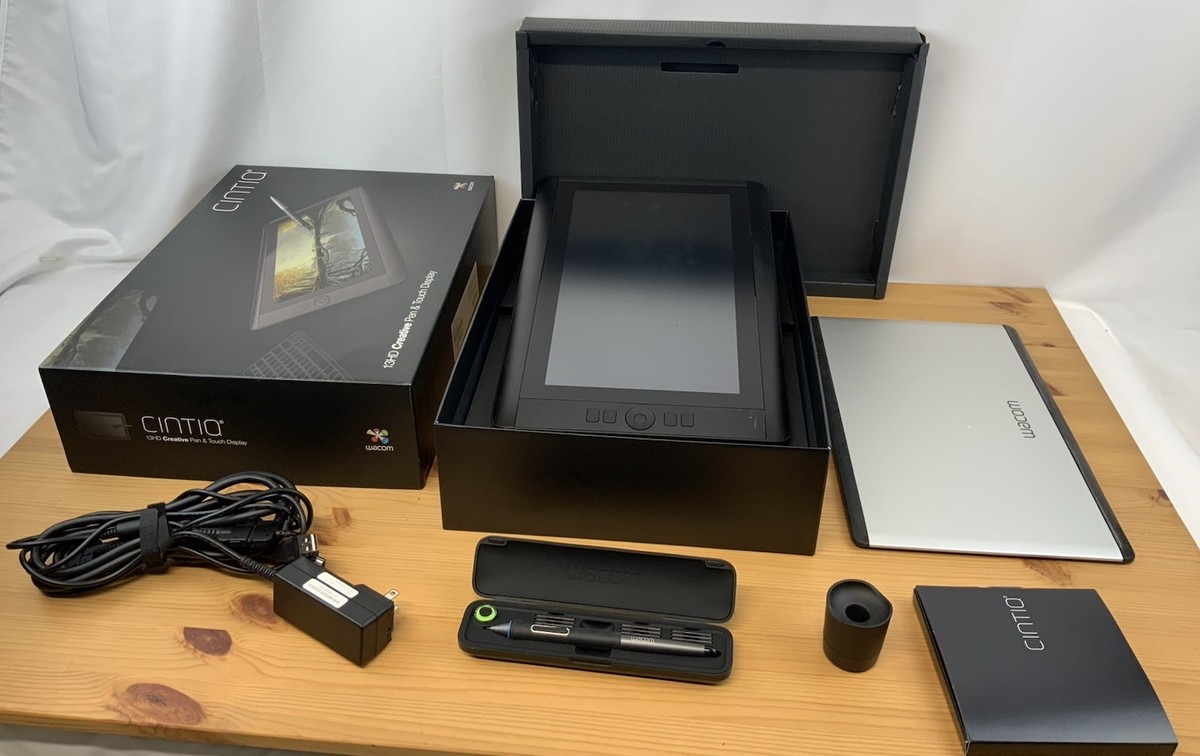 Wacom Cintiq 13HD Creative Pen & Touch Display DTH1300K w/ Pen