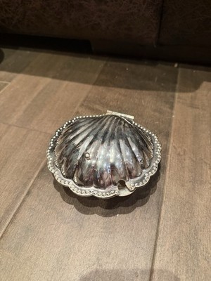 Vintage Mid-Century Leonard Silver-Plated Clamshell Dish