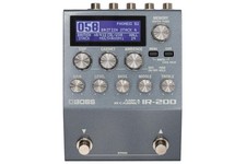 BOSS IR-200 Amp and IR Cabinet Simulator Peda...