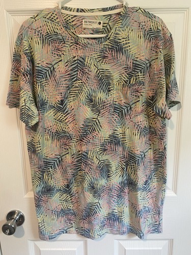 Retrofit Men’s T-Shirt with Pocket Size Large