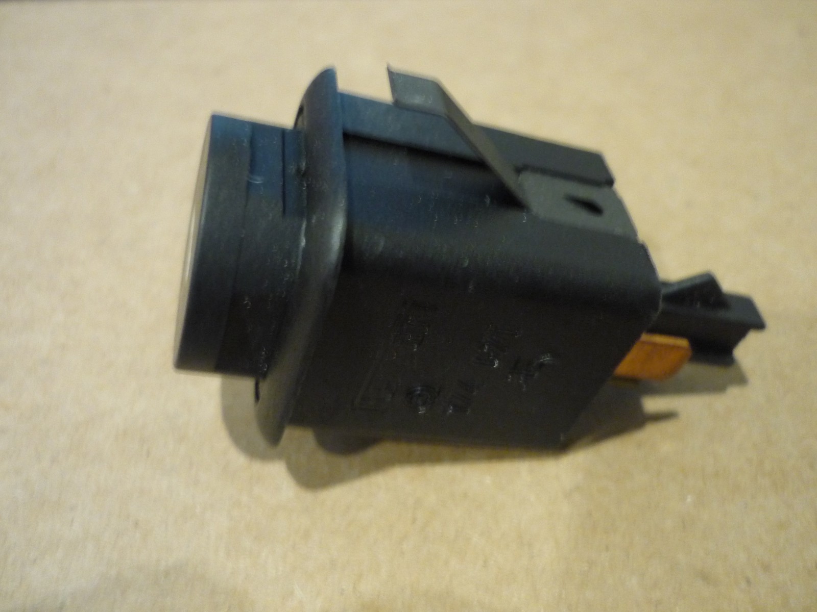 Ferrari 456 - Boot Lid Release Switch -NEW - P/N 174671