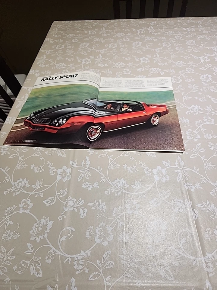 Chevrolet Camaro 1978 12 páginas original concesionario de autos folleto de ventas impreso 7/1977 Foto 3 de 4