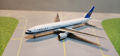 SJCSN041 CHINA SOUTHERN 777-200 (REG. B-2057) 1:500 SCALE DIECAST