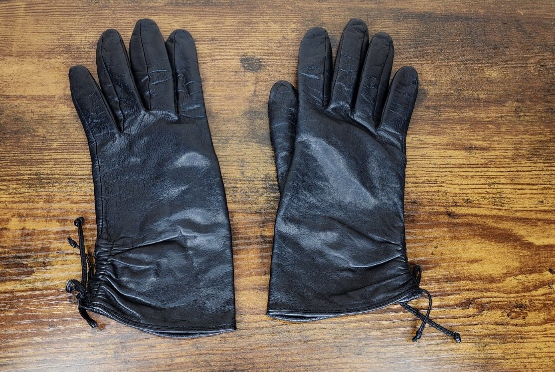 Nine West Black Leather Gloves Women's Medium Gathered Draw