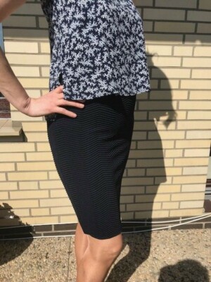  Wie Neu! schmaler Rock, Damen Bleistiftrock °basic apparel° Gr. M, marine