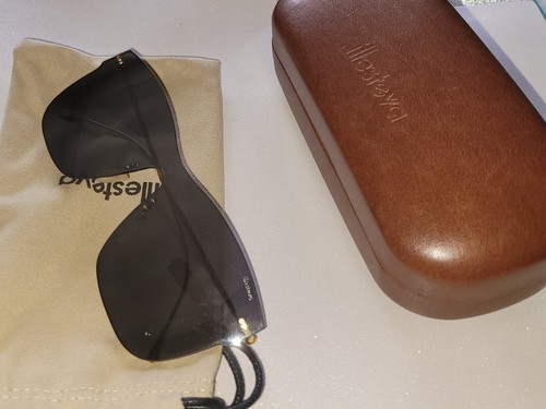 illesteva Mirrored Sunglasses Newbery w/Case & Pouch
