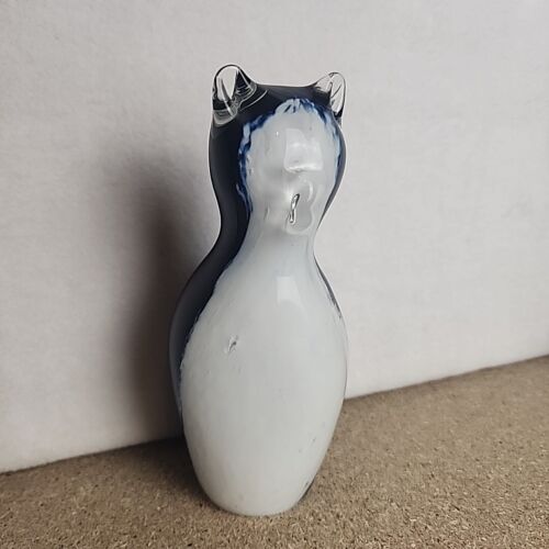 Vintage Wedgwood Signed 6" Cat Figure Blue White Made In England