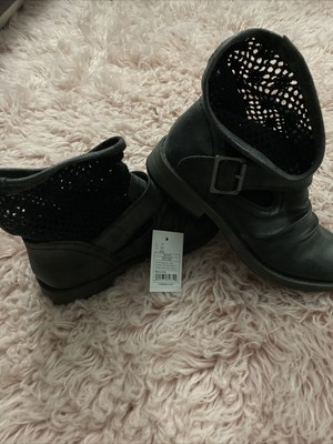 NWT - Mad Love Lenora Boots In Black 