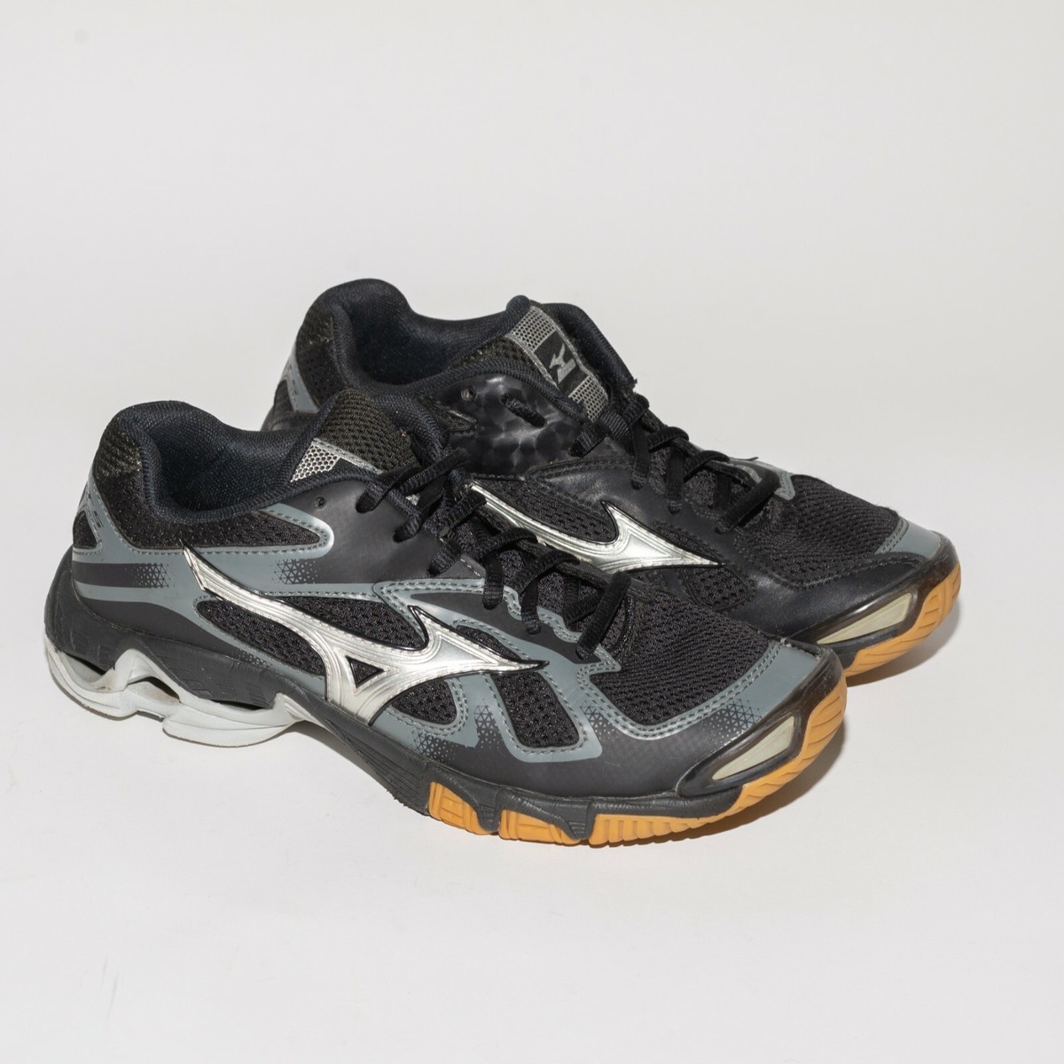 Mizuno Women’s  Black Athletic/Volleyball Sneakers with Silver Logo Amazon.com | Mizuno Women main image 3