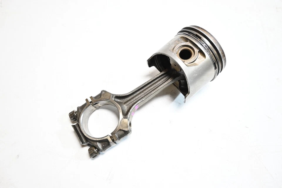 Bloque de cilindro de motor de 4,5 l varilla de conexión anillo de pistón OEM Mercedes 280SE Foto 3 de 4