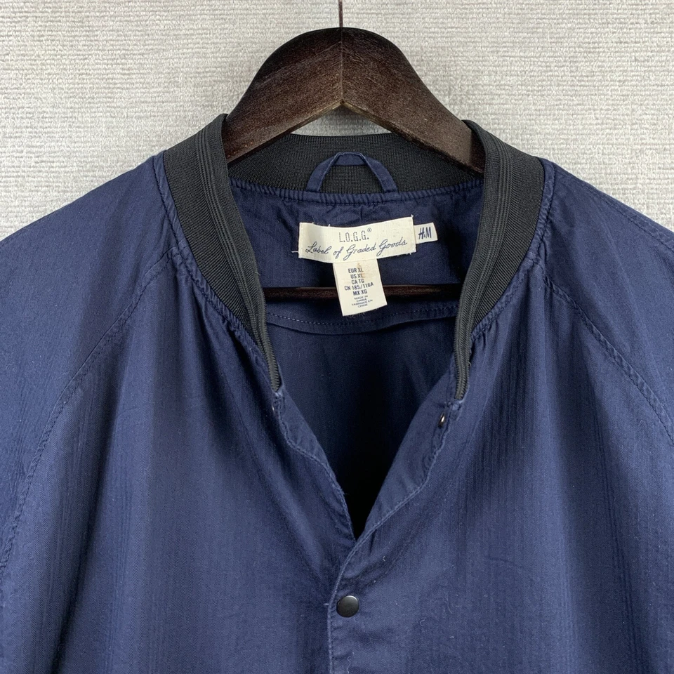 L.O.G.G. Chaqueta a Presión by H&M Para Hombre Talla Extra Grande Azul Marino Ligera Informal Retro Foto 3 de 4