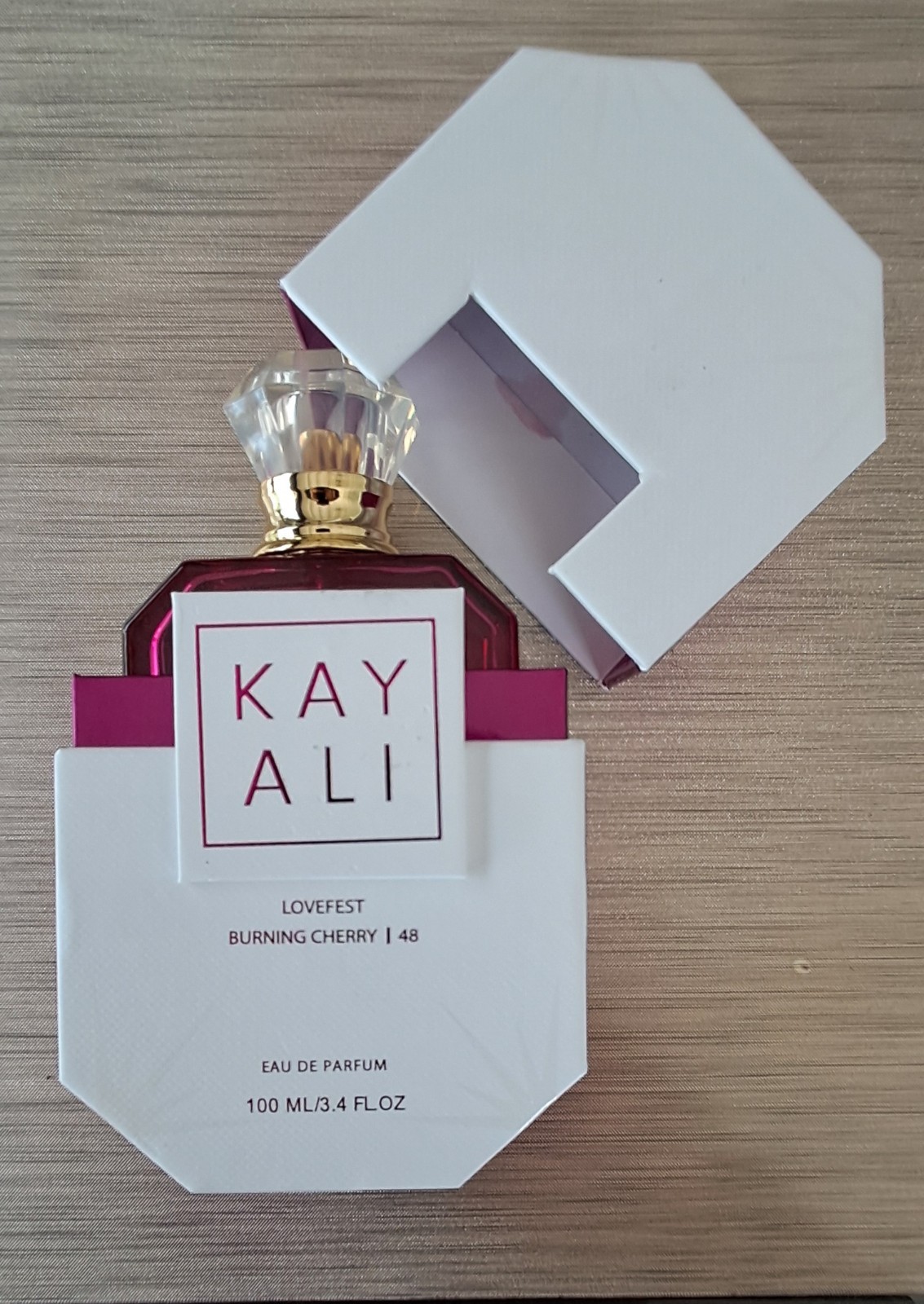 KAYALI Lovefest Burning Cherry eau de parfum 100 ml spray longue tenue