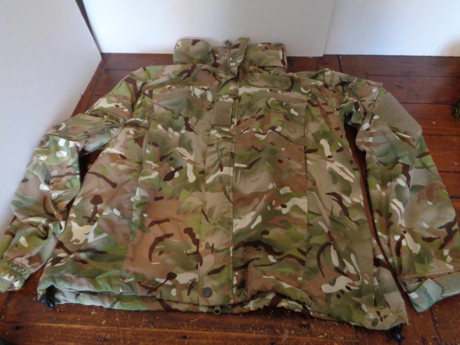 Picture 1 of 6