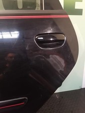 Porte arrière et accessoires Mitsubishi COLT