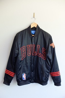Adidas Chicago Bulls Bomberjacke S schwarz rot Trefoil NBA 2013 Basketball Satin