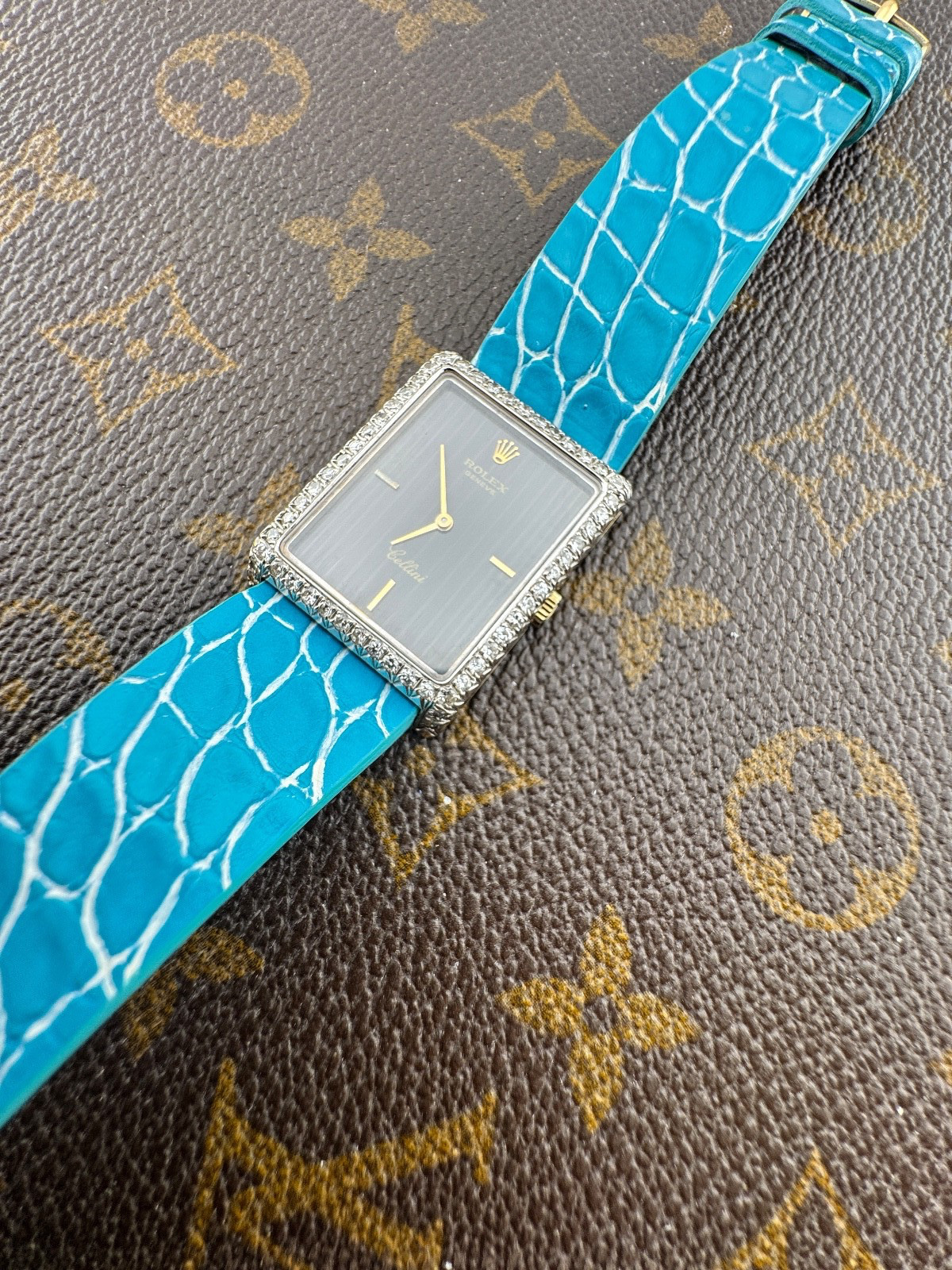 Rolex Cellini Gold Yellow Case Luxury Watch Diamond Warranty Original Manual Swi