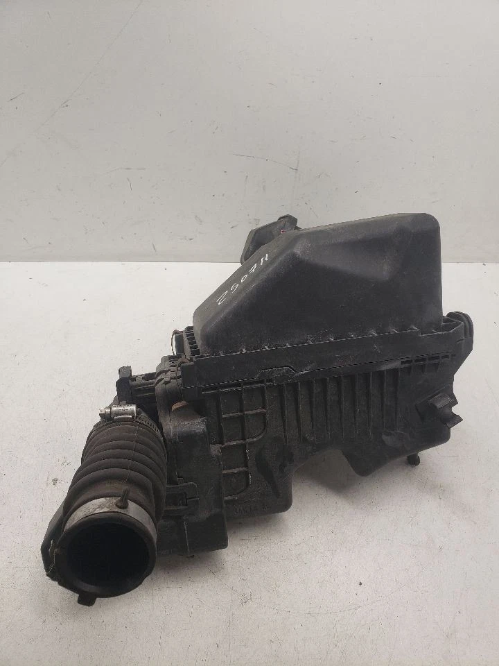 Purificador de aire 1,6 L compatible con 13-19 VERSA 1426556 Foto 2 de 4