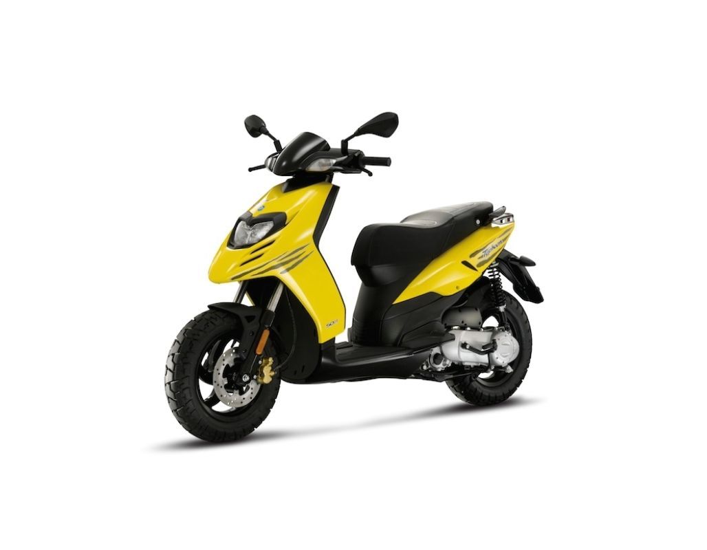 MANUAL DE TALLER O REPARACION PIAGGIO Typhoon 50 2T EN ESPAÑOL DVD PDF - Main Image