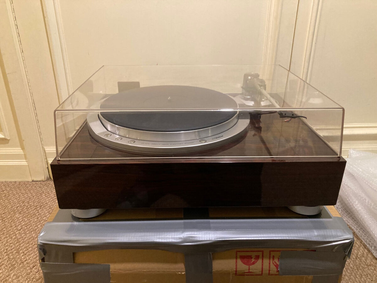 JVC / VICTOR QL A75 Direct drive turntable, excellent JVC / VICTOR QL A75 Direct drive turntable, excellent