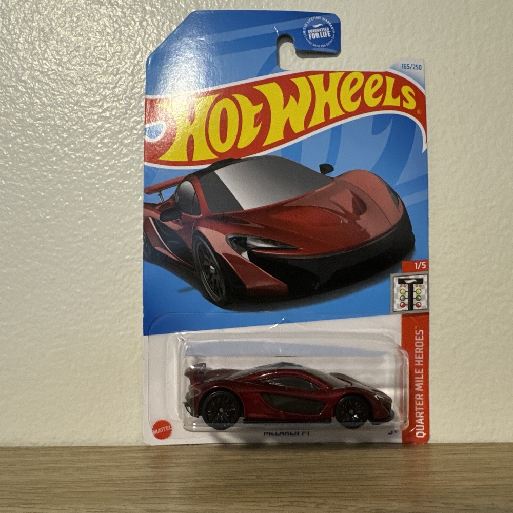 Hotwheel McLaren P1 Red