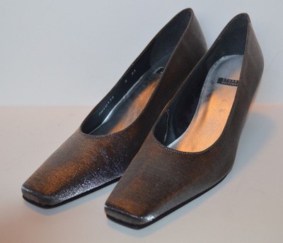 stuart weitzman lame