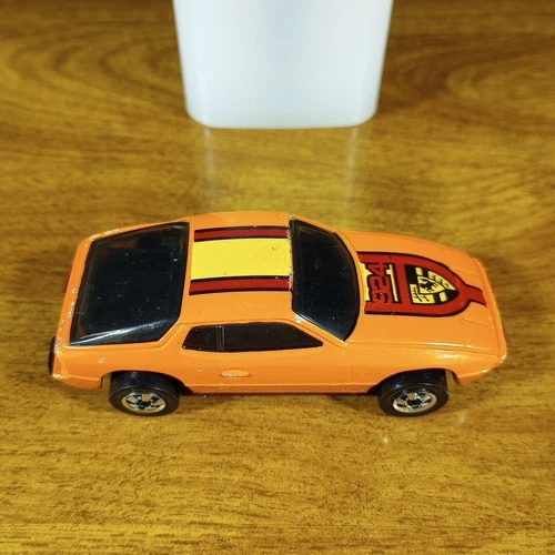 Hot Wheels Vintage Upfront 924 Orange Porsche Blackwall BW Hong Kong HK 1980