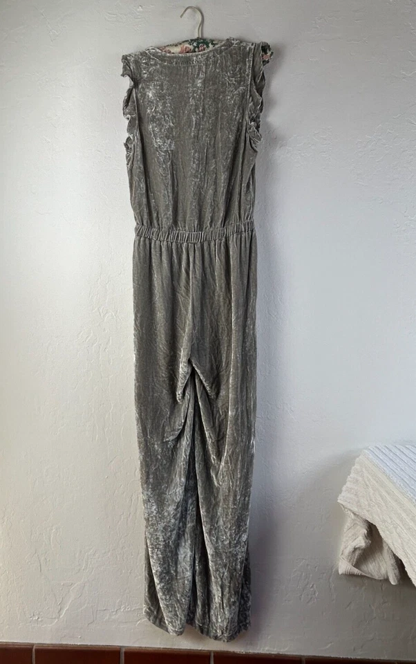 Cloth & Stone Womens Drawstring Waist Velvet Jumpsuit Medium Gray Ruffle Sleeve - Image 2 of 4