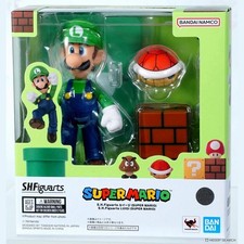 Super Luigi Bros. Mario S.H.Figuarts Action F...