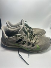 Men Nike Quest Size 11.5 White& Green