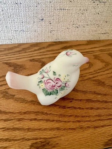 Vintage FENTON ROSE GARDEN HAND PAINTED Signed SONG BIRD Figurine