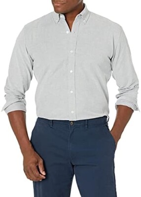 Amazon Essentials Men's Regular-Fit Long-Sleeve Pocket Oxford Shirt, White, XS