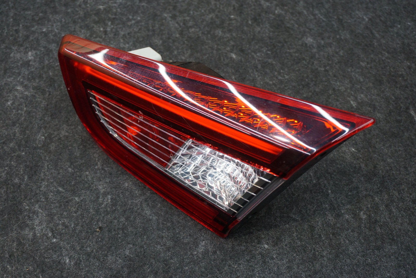 Rear Right Side Inner Tail Light Lamp 670109149 Maserati Ghibli M157 2014-17+