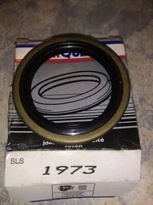 Federal Mogul National Oil Seal 1973 New In Carquest Box ! Free Shipping !