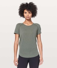 Lululemon Women’s Open Up Tie Back Tee Heathered Camo Green Size 6 Running Gym