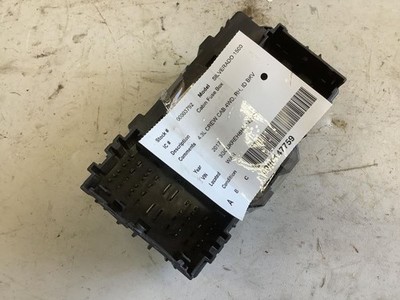 SILVRDO15 2017 Fuse Box Cabin 306930