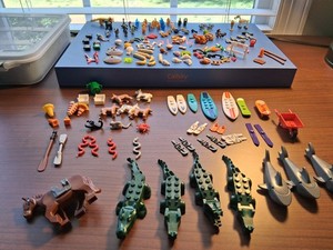 LEGO Animal & Accessory Bulk Lot - Horse, Crocodile, Shark, Dog, Cat