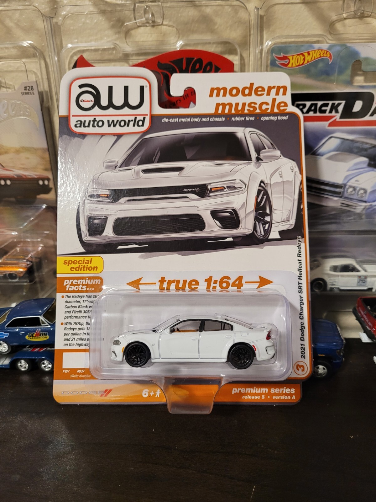Auto World 2021 Dodge Charger SRT Hellcat Redeye White Knuckle Diecast Model