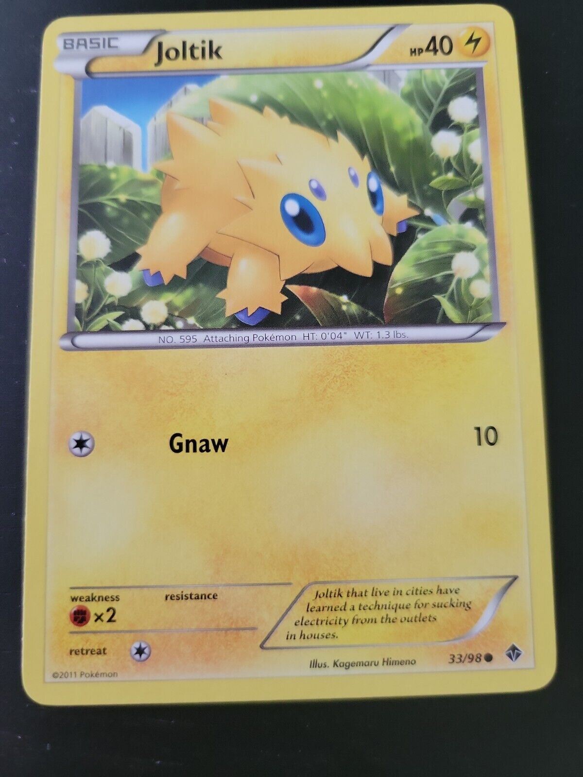 Pokemon Card 2011 Emerging Powers - Joltik 33/98