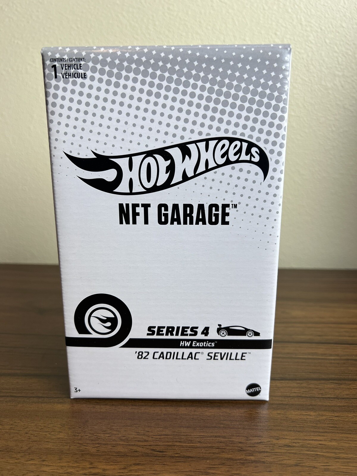 NFT Garage Series4 '82 CADILLAC SEVILLE